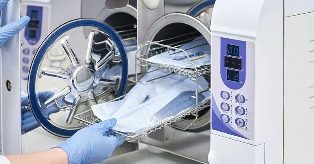 purchase-considerations-for-laboratory-autoclaves